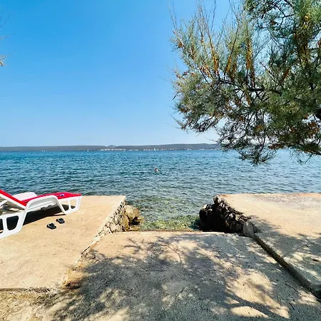Apartman 5 M Dal Mare Nevidane